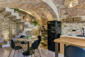 Kuchyň nebo kuchyňský kout v ubytování Can Barrull-Costa Brava-Emporda