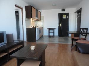 Kuchyň nebo kuchyňský kout v ubytování Arion Hotel