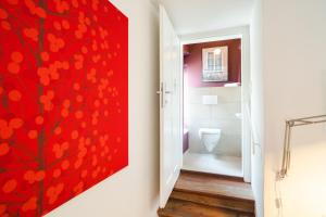 Bilik mandi di Red flat by GrazRentals direct by University & free parking