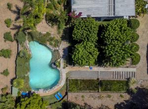 Basen w obiekcie Cubo's Villa El Tejar lub w pobliżu