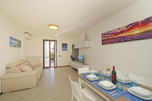 Gallery image of Appartamento Chiaretto - Gardagate in Moniga