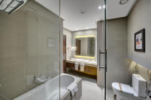 A bathroom at 72 Hotel Sharjah