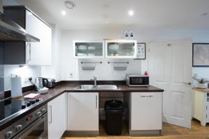 Fotografie z fotogalerie ubytování VESTO Beautiful Two Bedroom Flat Crystal Palace v destinaci Crystal Palace