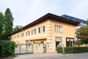 Zgradba, v kateri se nahaja apartma