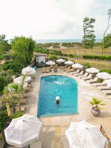 Bassein majutusasutuses CAPAO Beach Hôtel või selle lähedal