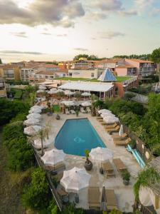 Bassein majutusasutuses CAPAO Beach Hôtel või selle lähedal
