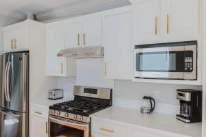 Gallery image of Blueground Issaquah balcony wd parking SEA-759 in Seattle