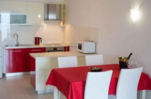 Kuchyň nebo kuchyňský kout v ubytování Apartment Malinska 34