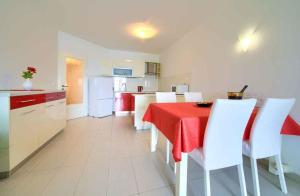Kuchyň nebo kuchyňský kout v ubytování Apartment Malinska 34
