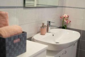 Koupelna v ubytování Apartment Malinska 34