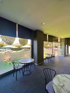 Πισίνα στο ή κοντά στο GÜNEŞLİ SUİT OTEl