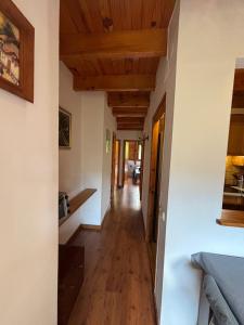 Fotografia z galérie ubytovania Duplex 80 m2 con vistas a la montaña v destinácii Pla de l'Ermita