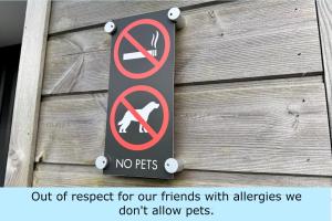 Certifikát, hodnocení, plakát nebo jiný dokument vystavený v ubytování The Black Barnacle Luxury Holiday Home with Roof Top Terrace & Hot Tub