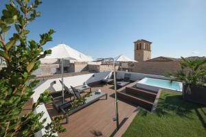 Bazén v ubytovaní Summum Boutique Hotel, member of Meliá Collection alebo v jeho blízkosti