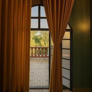 Fotografie z fotogalerie ubytování Qila Hotel v destinaci Pipalsāna