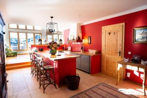 Η κουζίνα ή μικρή κουζίνα στο Clary Chalet