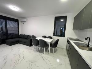 ドニ・シュトイにあるVilla Rabaのギャラリーの写真