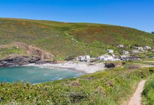 Gambar di galeri bagi Valley Breeze di Crackington Haven