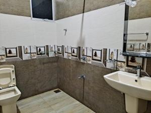 Ένα μπάνιο στο CU Villa