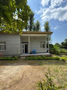 Hoone, kus külalistemaja asub