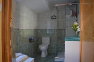 Kúpeľňa v ubytovaní Casa Rural Los Lláganos