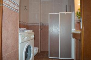 Fotografia z galérie ubytovania Casa Rural Los Lláganos v destinácii Villaturiel