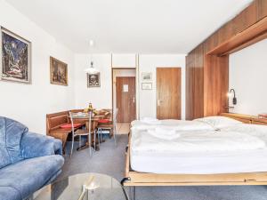 Postel nebo postele na pokoji v ubytování Apartment Promenade - Utoring-66 by Interhome