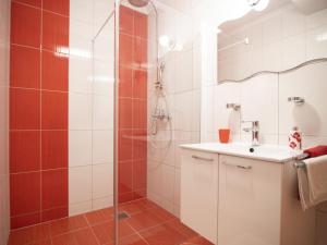 Kúpeľňa v ubytovaní Apartment Anđa-4 by Interhome
