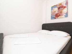 Postel nebo postele na pokoji v ubytování Apartment Anđa-2 by Interhome + 20 fotografií