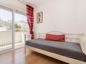 Postel nebo postele na pokoji v ubytování Apartment Anđa-2 by Interhome