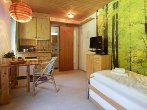 Köök või kööginurk majutusasutuses Apartment Promenade - Utoring-13 by Interhome