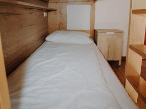 Posteľ alebo postele v izbe v ubytovaní Apartment Mölbegg by Interhome