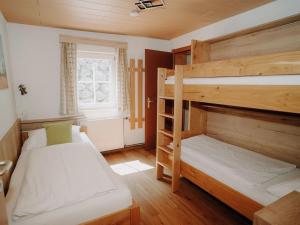Posteľ alebo postele v izbe v ubytovaní Apartment Mölbegg by Interhome