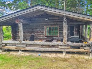 Το κτήριο όπου στεγάζεται  η παραθεριστική κατοικία