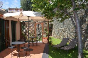 Vonkajšia záhrada v ubytovaní Ca da Muntà bed and breakfast