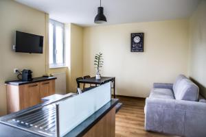 Kuchyň nebo kuchyňský kout v ubytování Résidence des Portes du Velay + 19 fotografií
