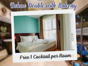 Uma cama ou camas num quarto em Sofia Suite Hotel Danang