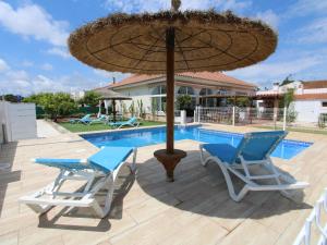 Fotografia z galérie ubytovania Casa con Piscina Privada Cerca del Mar, Mascotas Bienvenidas, WiFi Gratis, Playa para Perros - ES-184-39 v destinácii Riumar