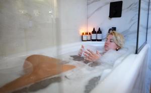 Φωτογραφία από το άλμπουμ του Bali Andino, Lodge boutique en el corazón de ruta del vino, vilas privadas con vistas a la cordillera, piscina tipo playa σε Ciudad Lujan de Cuyo +24 φωτογραφίες