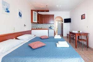 Corfushell Resort Hotel apart客房内的一张或多张床位