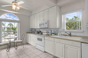 Gallery image of Halliday in Sanibel