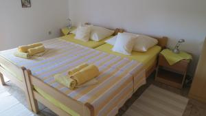 Ένα ή περισσότερα κρεβάτια σε δωμάτιο στο Apartment Dani 2