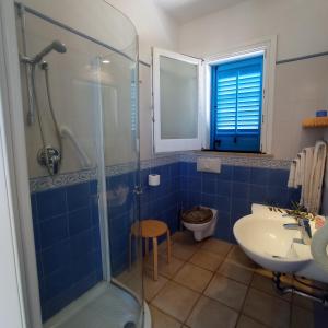 Ένα μπάνιο στο Marettimo Residence