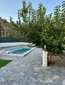 Πισίνα στο ή κοντά στο Villa Karma