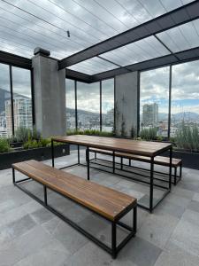 HuamboyaQuito with a view - Condo in La Carolina的相册照片