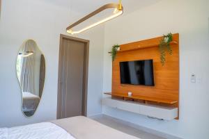 Кровать или кровати в номере NOK Classy 3BR Villa by Vistacana Rentals +13 фотографий