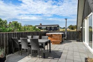 Un balcon sau o terasă la 147-Ringkobing-Hjelmevej-56