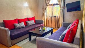 Posezení v ubytování ApartHotel Nzaha