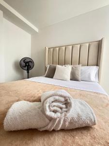 Ein Bett oder Betten in einem Zimmer der Unterkunft Rest and Perfect Location