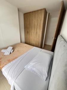 Ein Bett oder Betten in einem Zimmer der Unterkunft Rest and Perfect Location